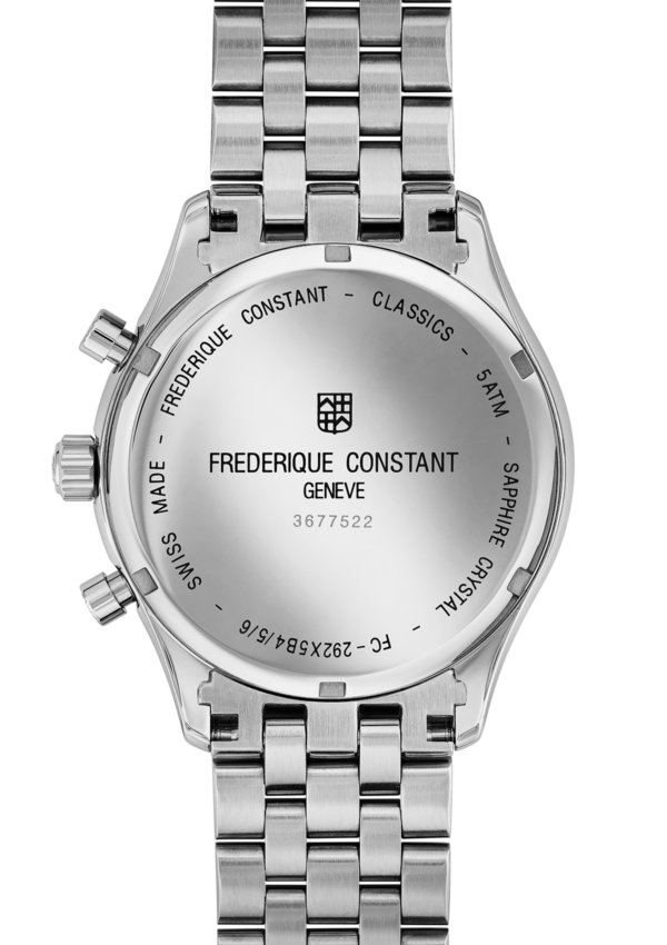 Classics Quartz Chronograph watch for man. Quartz movement, black dial, stainless-steel case, date window and stainless-steel bracelet