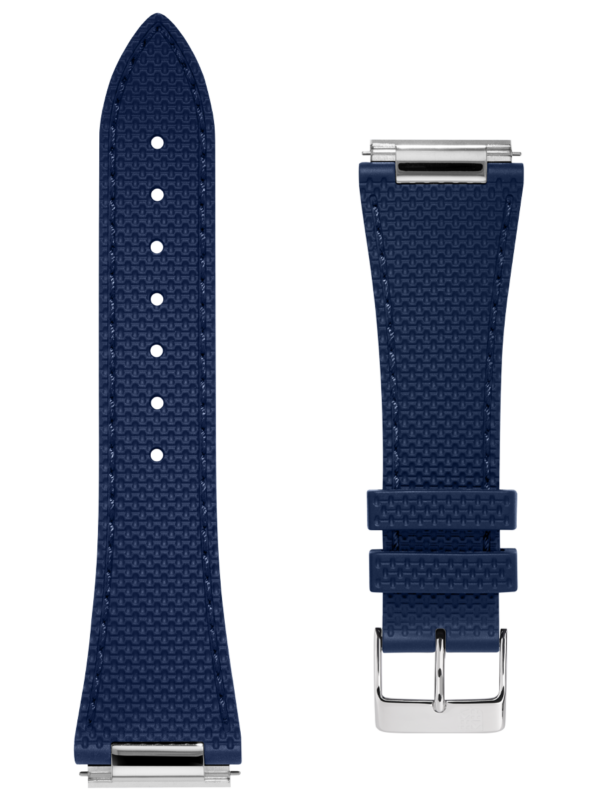Blue rubber strap. Easy changing system strap. Stainless-steel tongue buckle. Width: 14x12mm. Interhorn: 14mm. Length 115x75mm